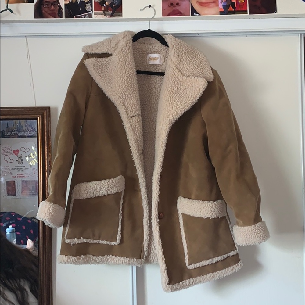 Brow thick jacket finger hunt  fashions